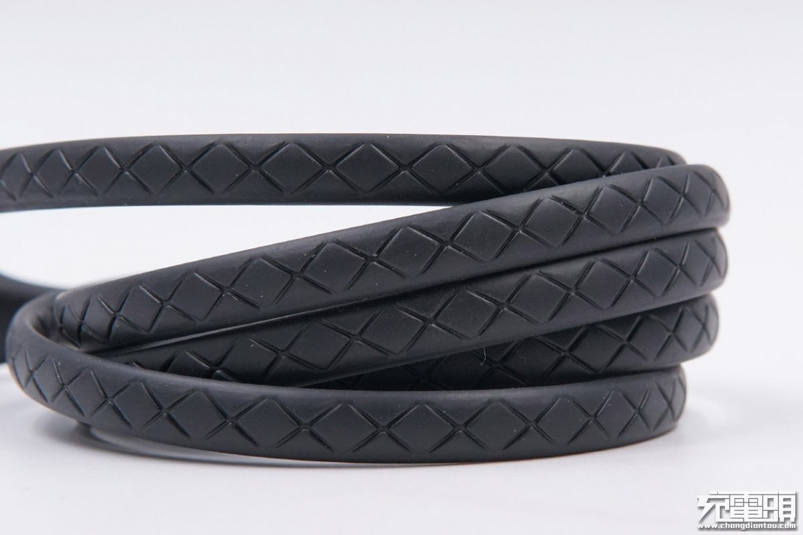 c口快充数据线拆解,加粗快充可自动断电数据线测评