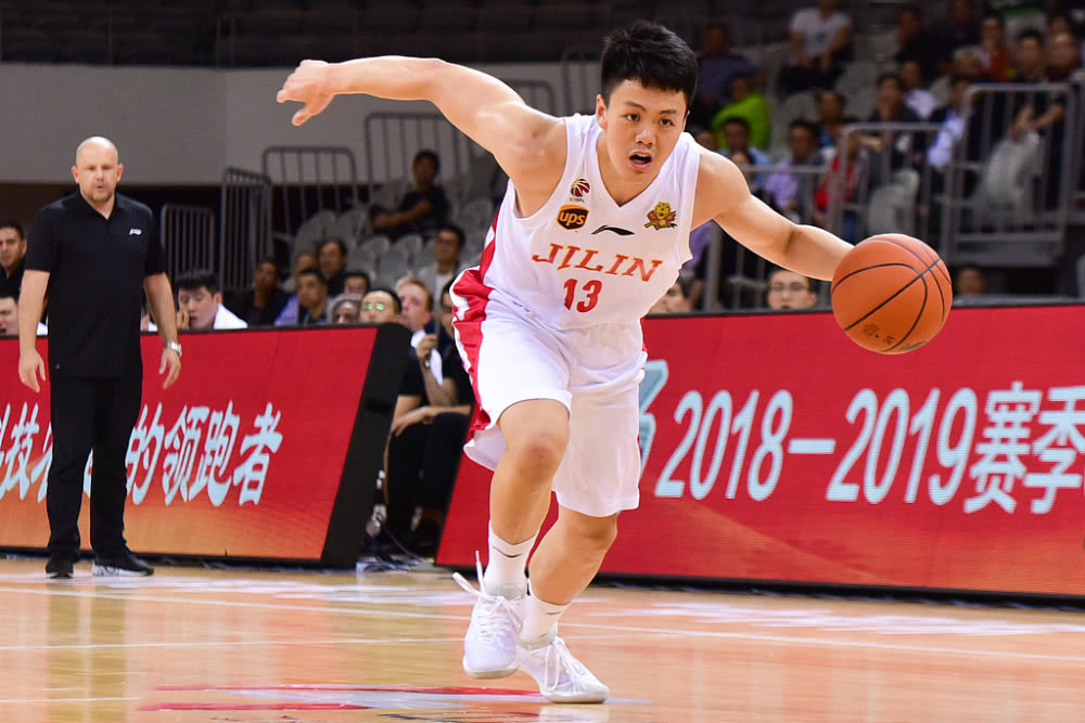 cba吉林队姜宇星和姜新禹是兄弟吗,吉林队姜宇星和姜伟泽是兄弟吗