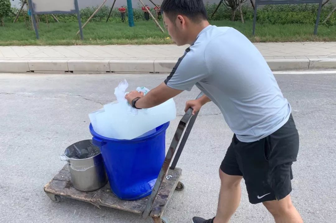 足球梦想夏令营,中国青少年足球夏令营在上海开营