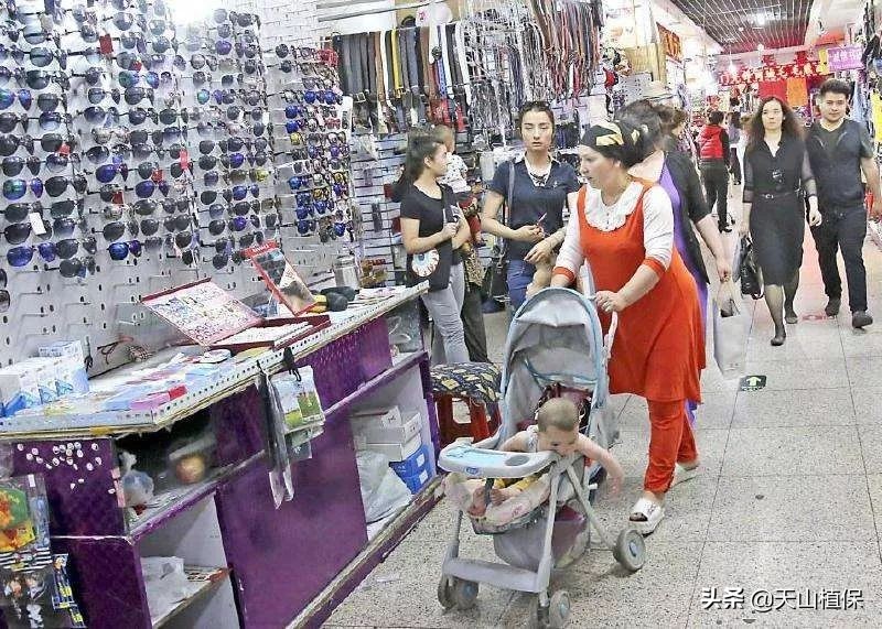 迪丽热巴古力娜扎见过面吗,迪丽热巴跟古力娜扎合影