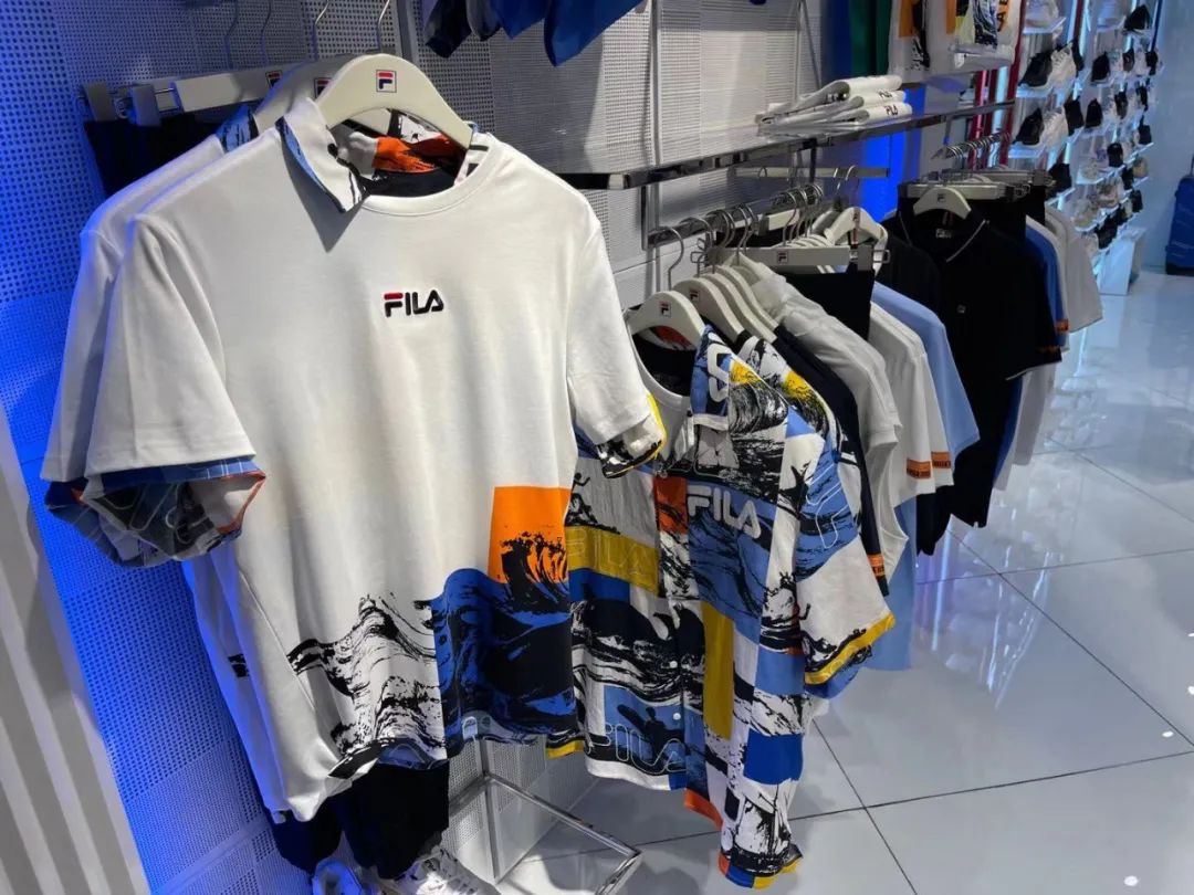 fila为什么能让安踏逆袭,范德彪穿的斐乐多少钱