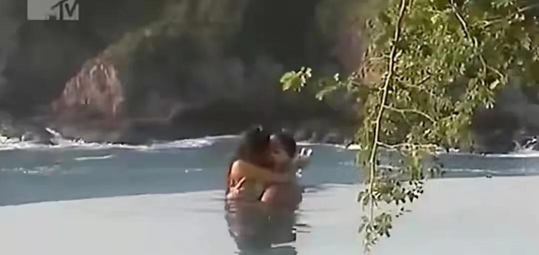 大马前国王与俄选美皇后结婚,俄选美皇后王室婚姻梦碎净身出户