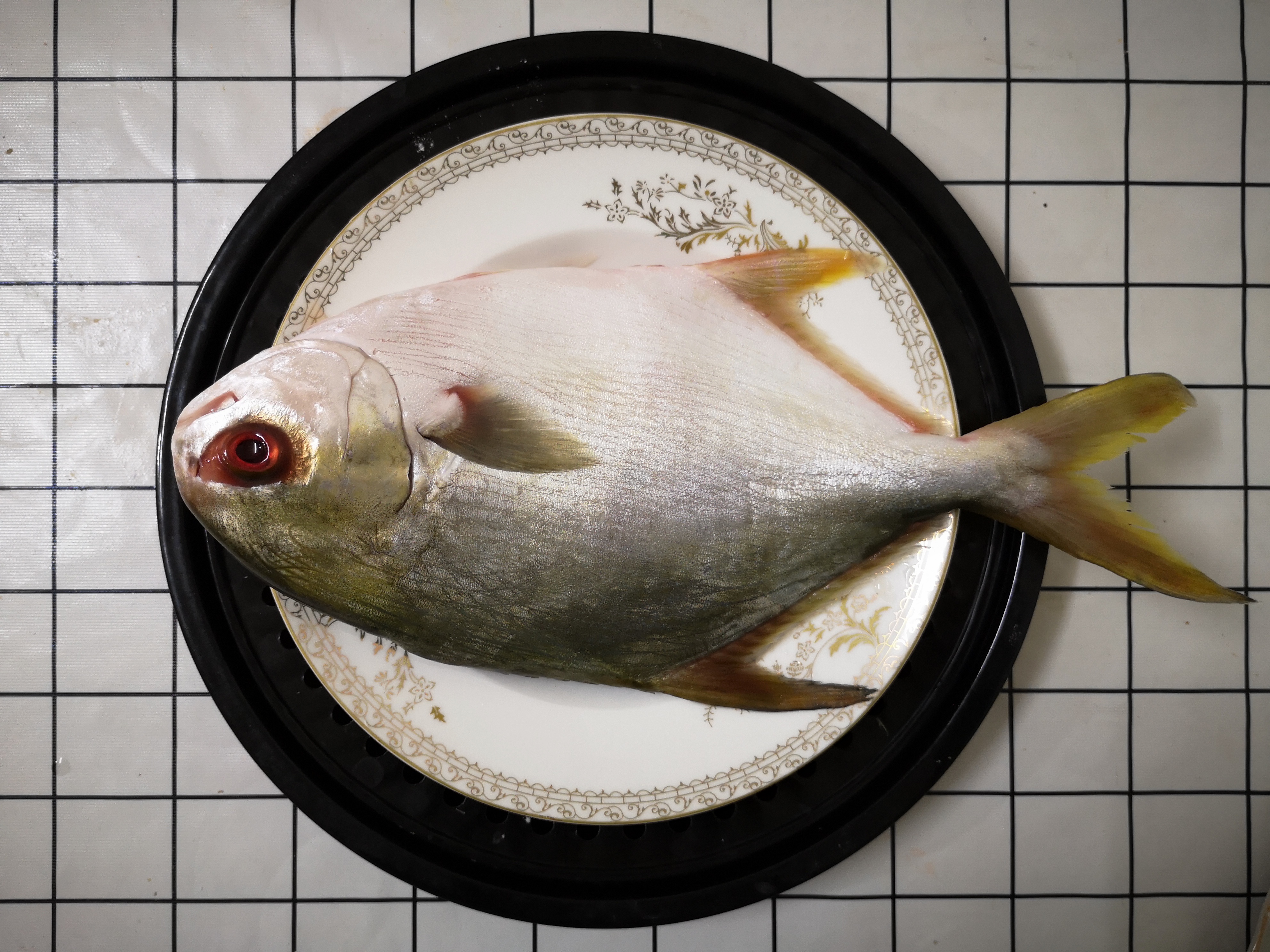 清蒸剁椒金鲳鱼怎么做好吃又简单,金鲳鱼清蒸的最简单做法