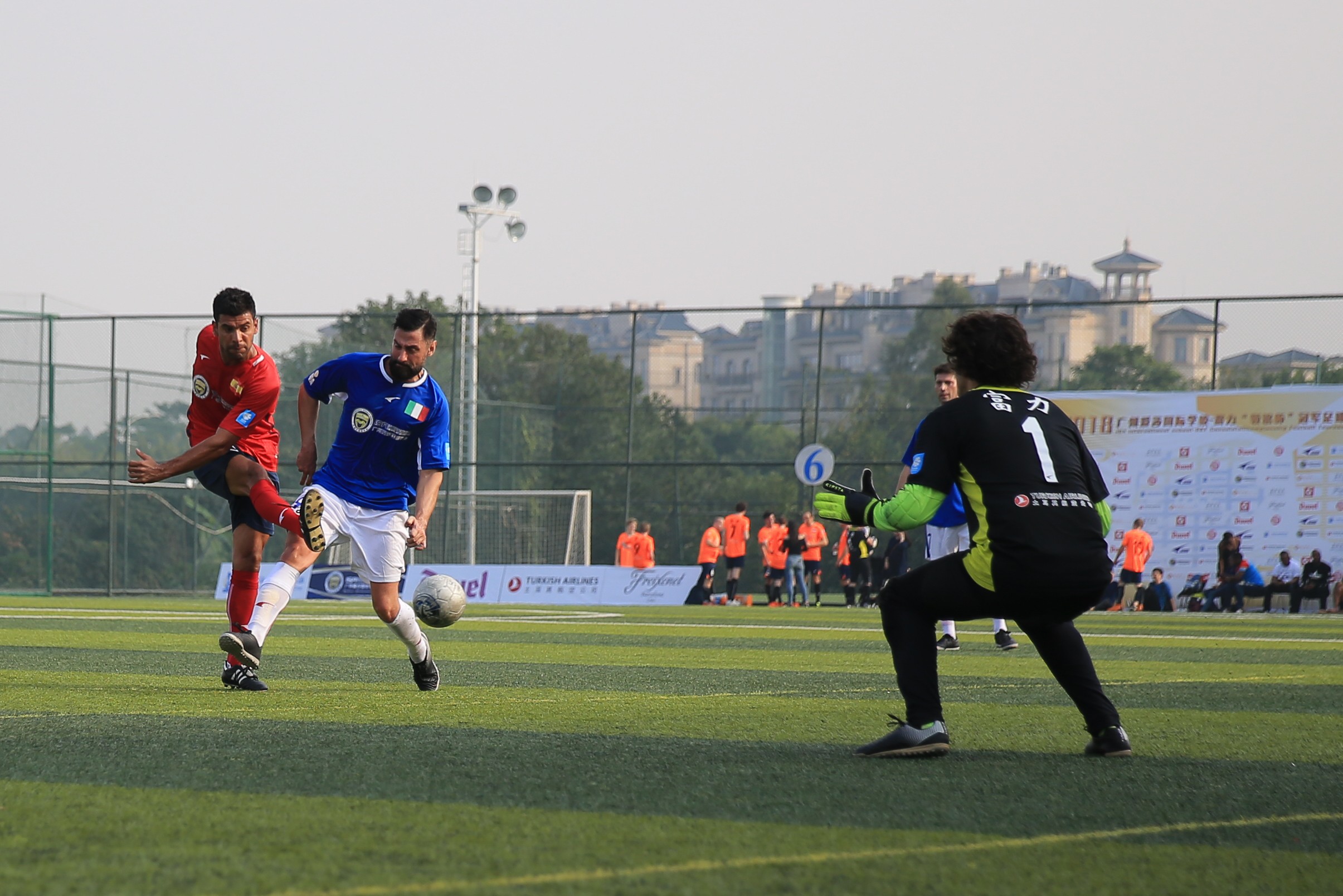 2018爱莎-富力“领馆杯”上周六盛大开幕！