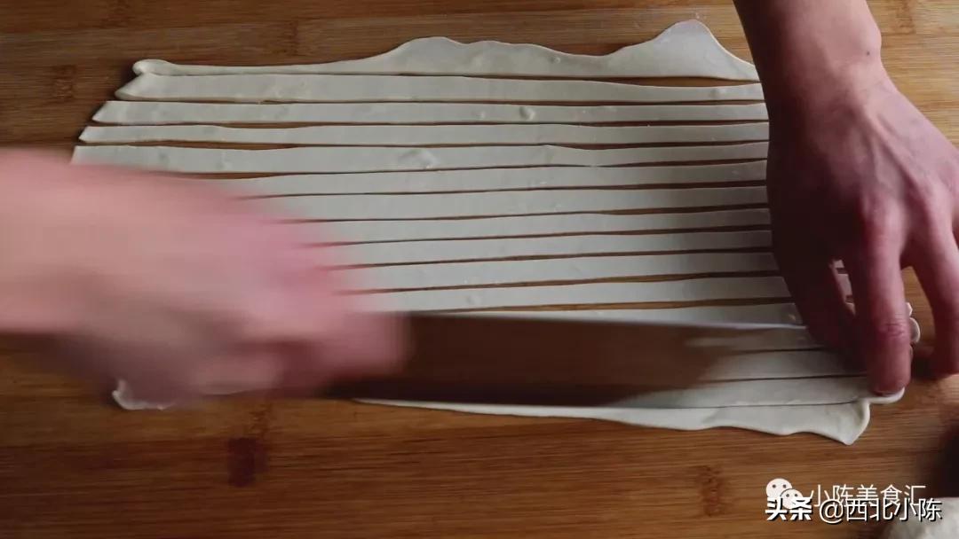 手抓饼怎么制作早餐快捷方便,手抓饼怎么做懒人100种早餐