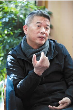 逆向思维诗十首,三位诗人