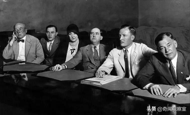 史上最强老王，妻子将情人藏进家中长达10年，丈夫却浑然不知