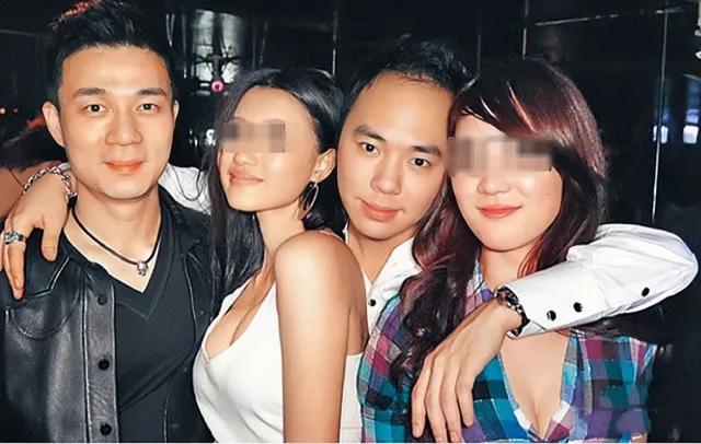 台上生猛，台下很怂：小S和这两个男人的故事，原来这么“悲惨”