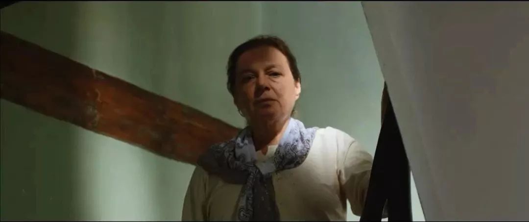 这部关于五个女孩的电影，折射的才是姐姐们真实的人生