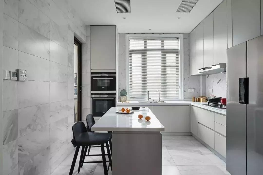 大热天做菜太热了,厨房热天做饭很热