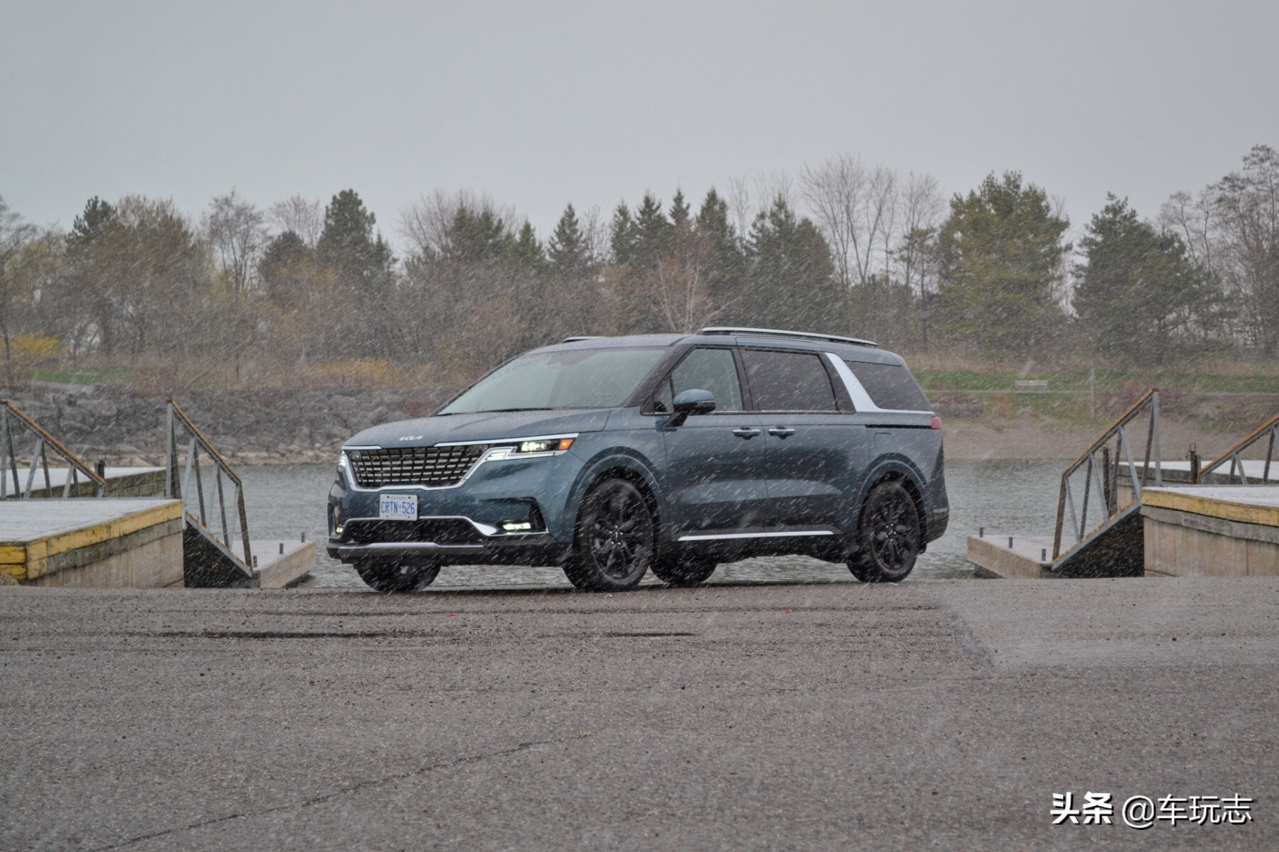 2023款起亚嘉华亮相,起亚嘉华国产mpv2020款高顶