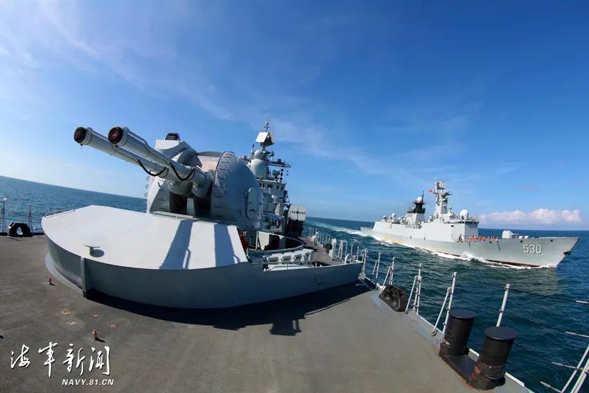 美舰过台海细节,官方谈美舰通过台海