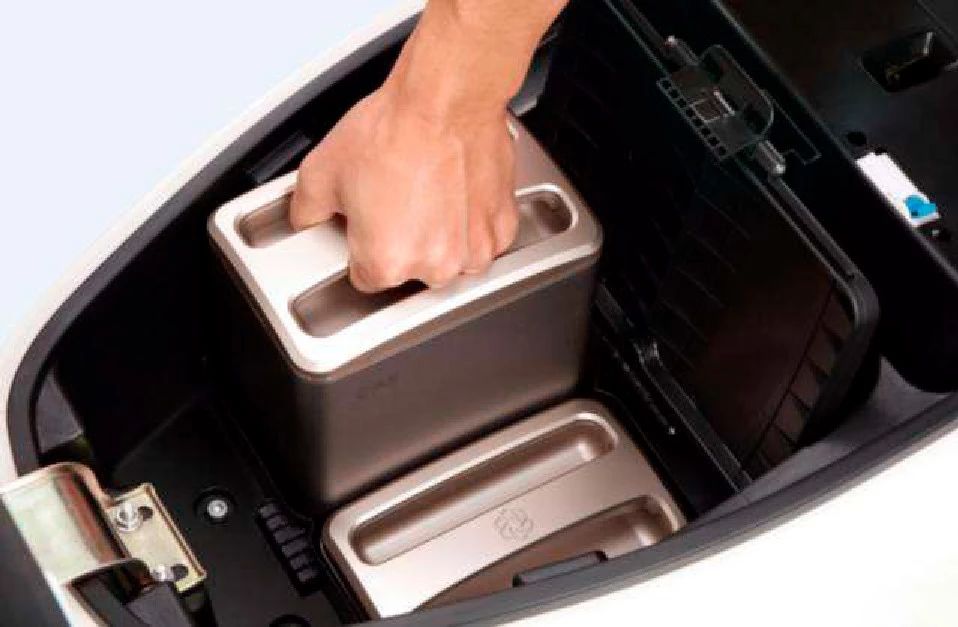 电动车放太久电池充不进电怎么办,电动车电池放的时间长了充不进电