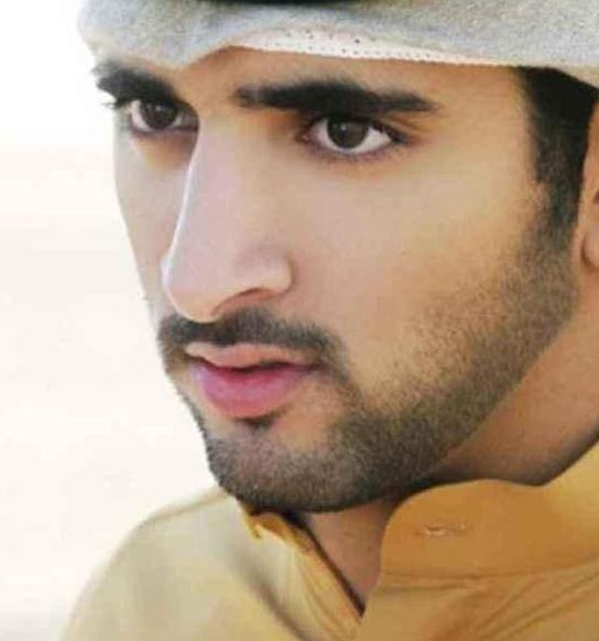 迪拜王子：5亿跑车自己舍不得开，却愿意借给偶像成龙拍电影