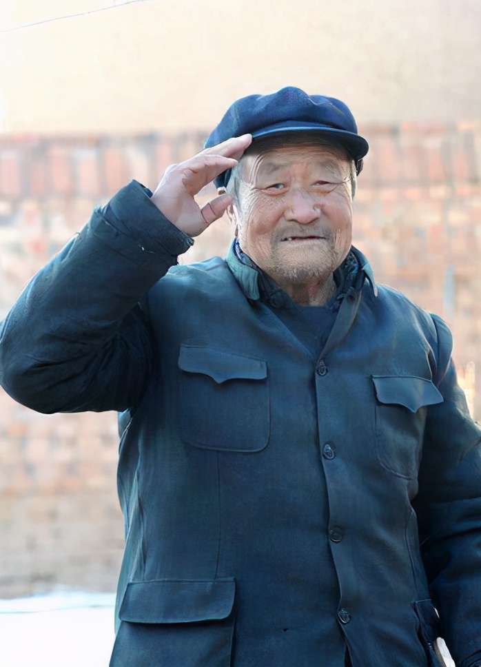 山西九旬老兵遗失证件,90岁老兵因弄丢证件无法证明身份