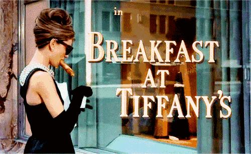 lv咖啡店设计风格,gucci高端店铺设计