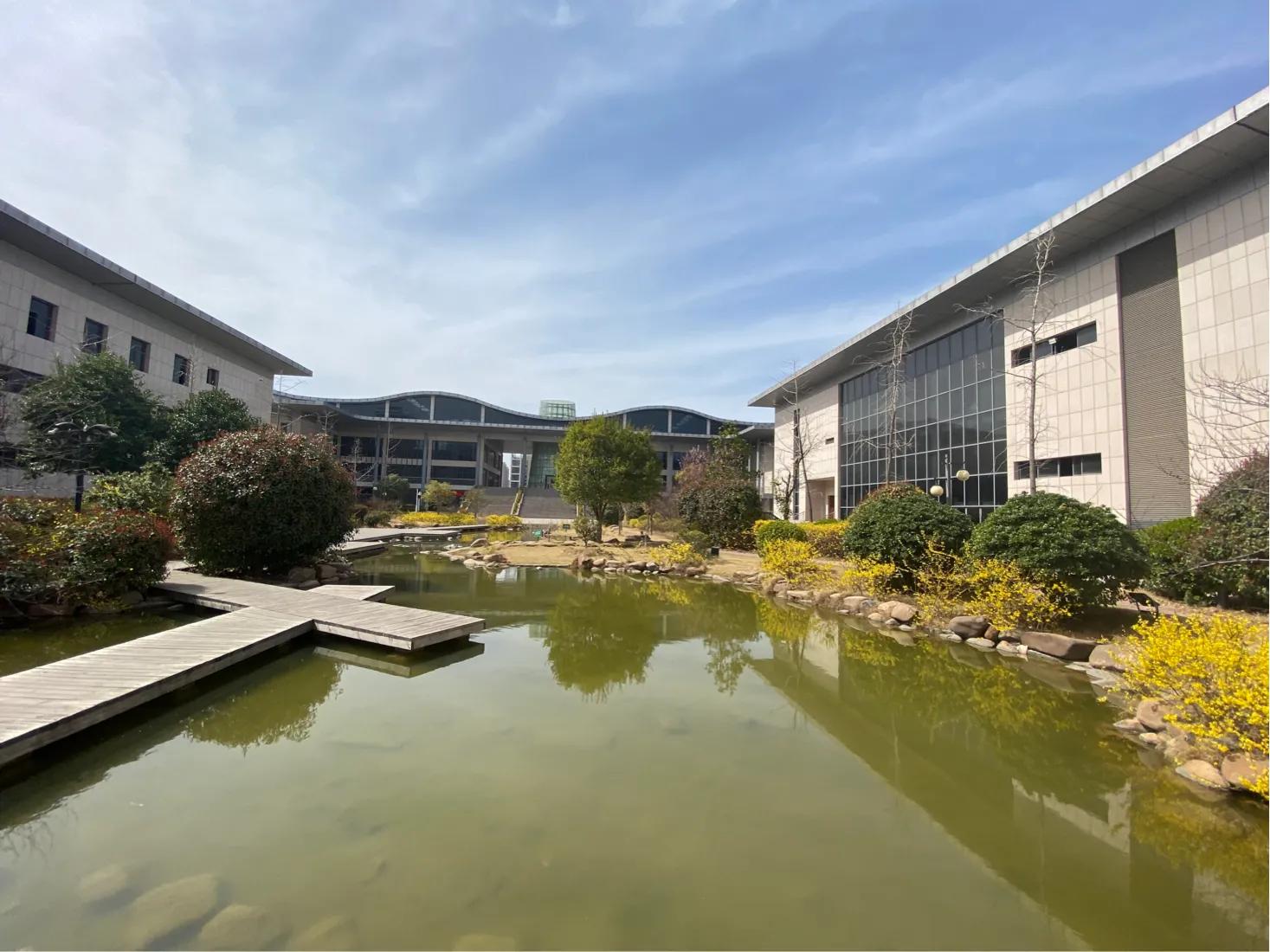 娌侀槼鏈辫浇鍫夌邯蹇甸鐓х墖,娌侀槼鐨勫巻鍙插悕浜烘湵杞藉爥