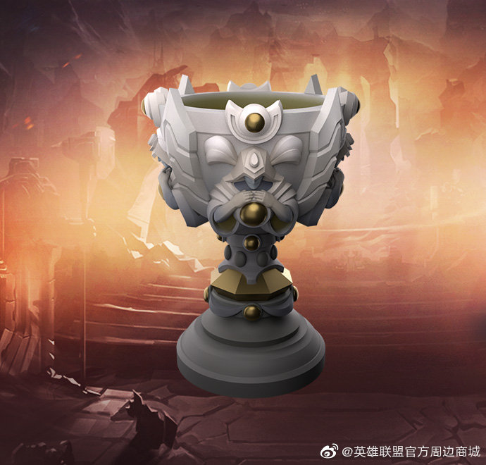 fpx冠军手办有什么东西,fpx手办模型