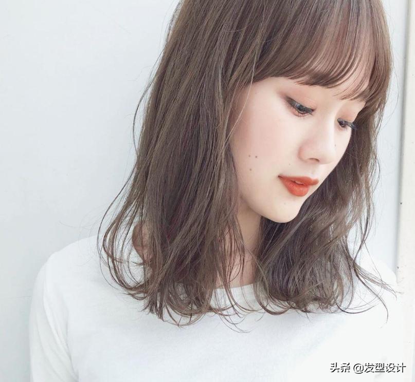 发型女2020流行发型中长发,中长发披发发型理发店