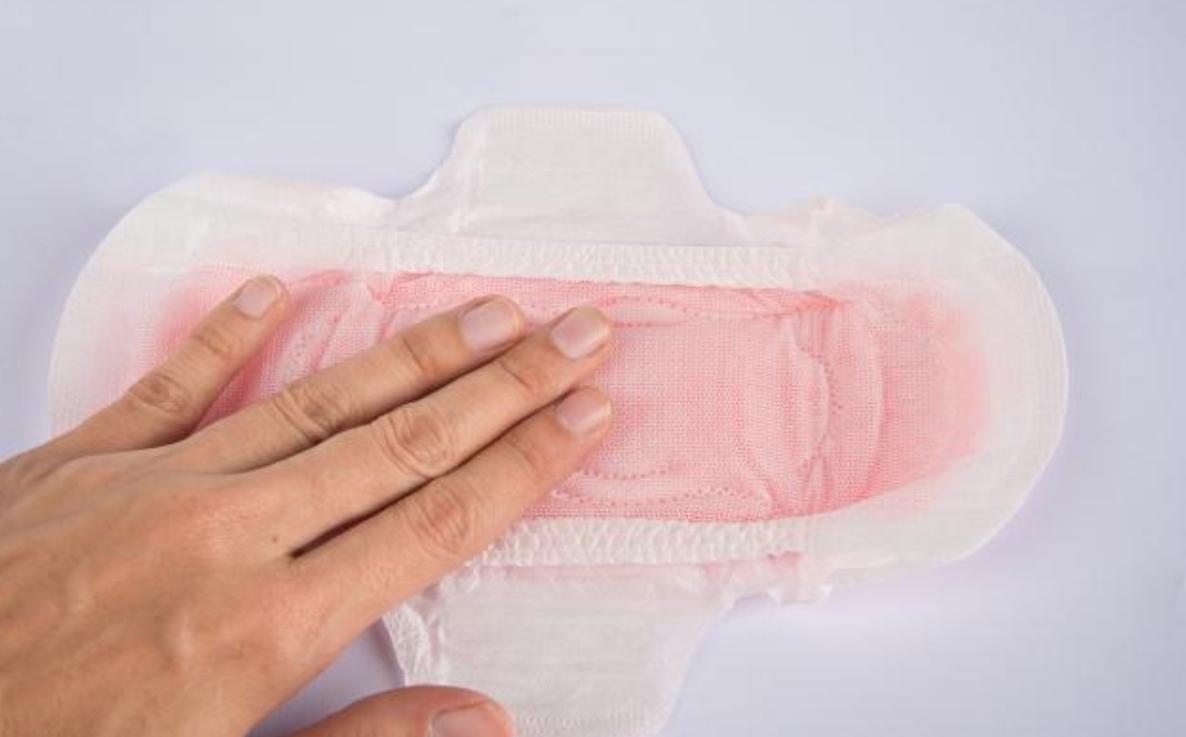 女生换卫生巾需要每天都要换吗,女生换卫生巾的十大忌