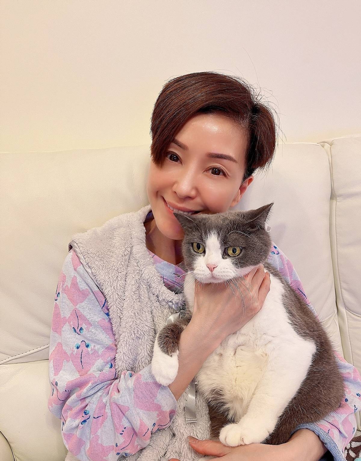 伍咏薇结婚13天守寡完整版,伍咏薇重提首段豪门婚姻