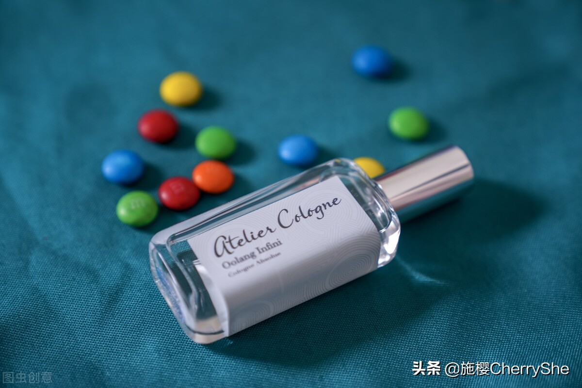 礼物大牌女士香水礼盒,情人节礼物口红香水