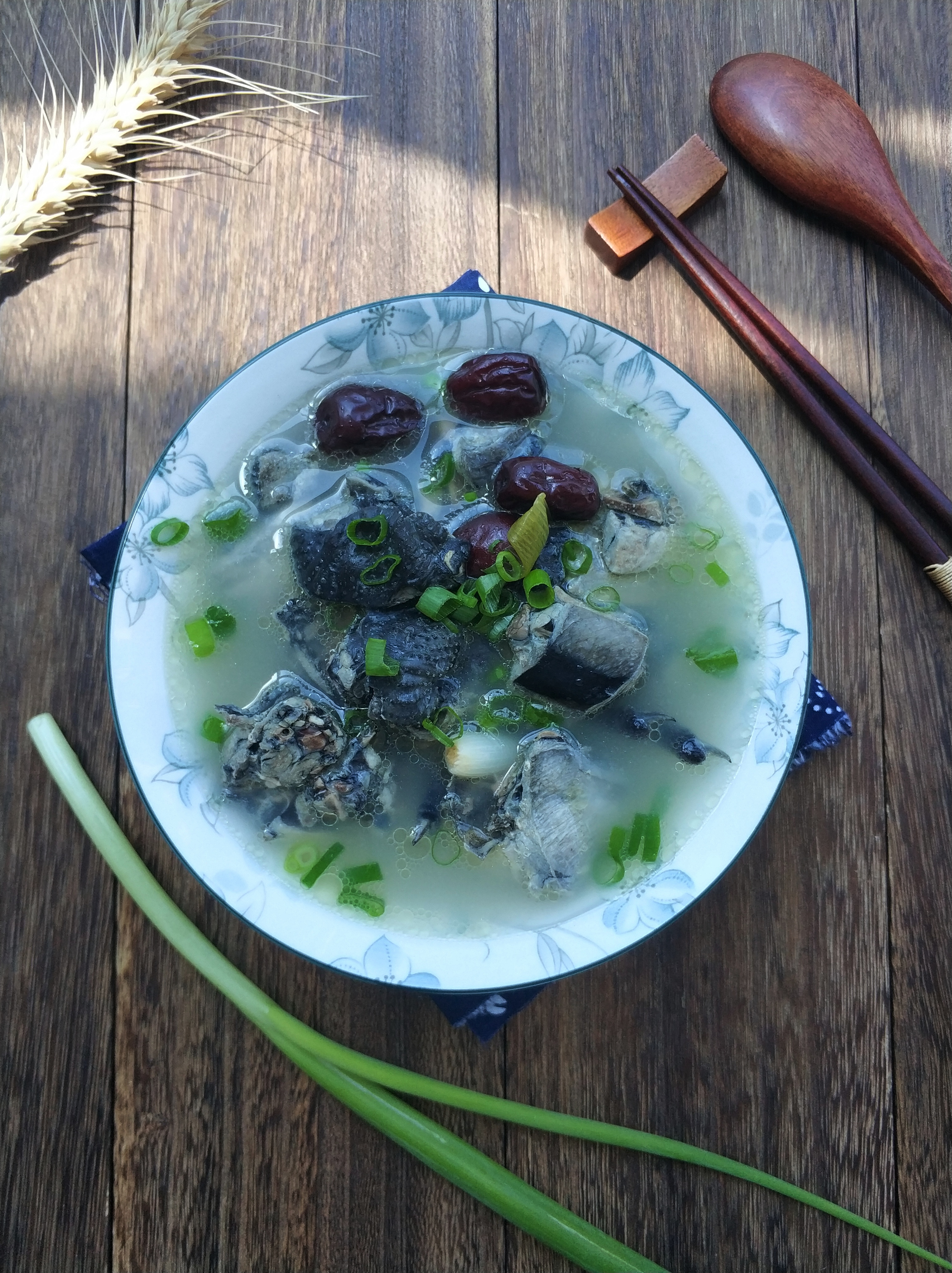 春季喝这几款养生汤滋补益气,缓解秋燥两道清补靓汤赶紧煲起来