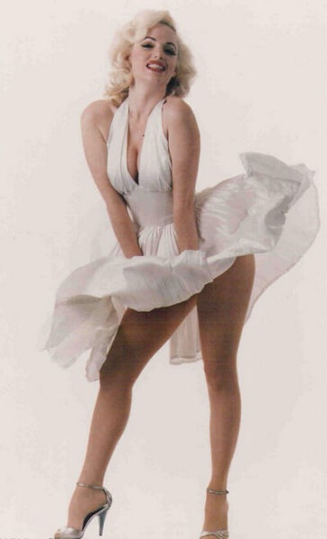 玛丽莲梦露真正的死亡原因,大揭秘玛丽莲梦露死亡之谜