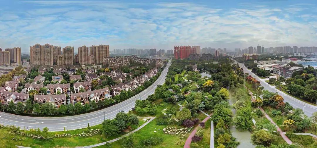 住在幸福中的感受,住在温馨的房间的感受