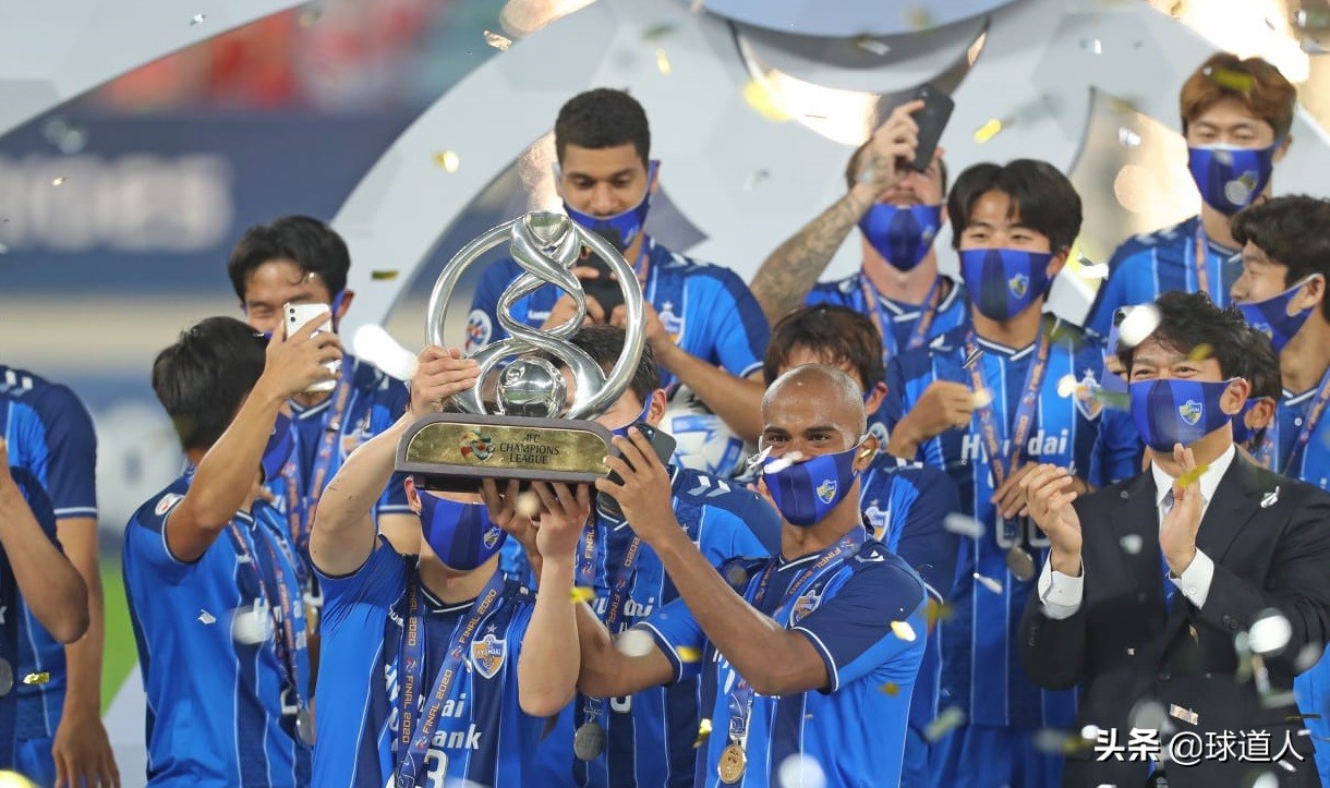 亚足联金球奖,亚足联年度奖项