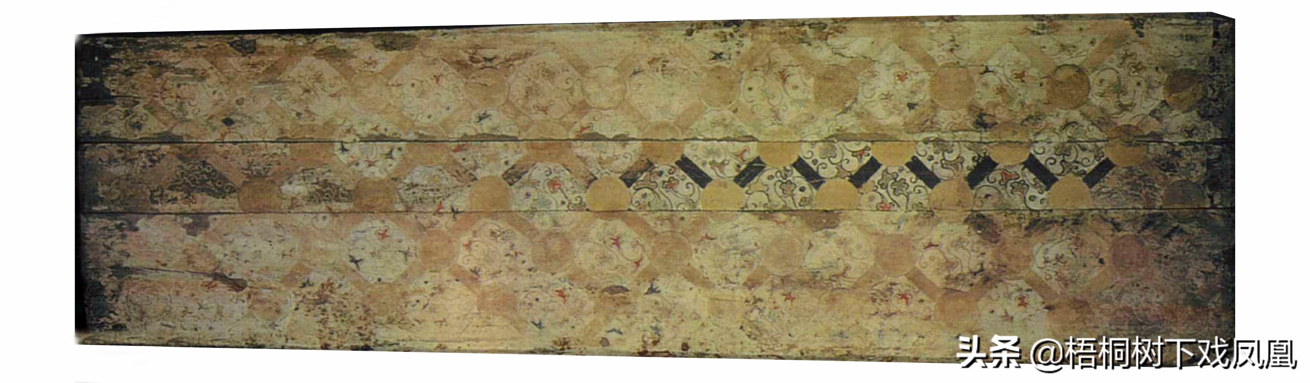 出土千年难得一见的古墓,考古发掘沙漠古墓