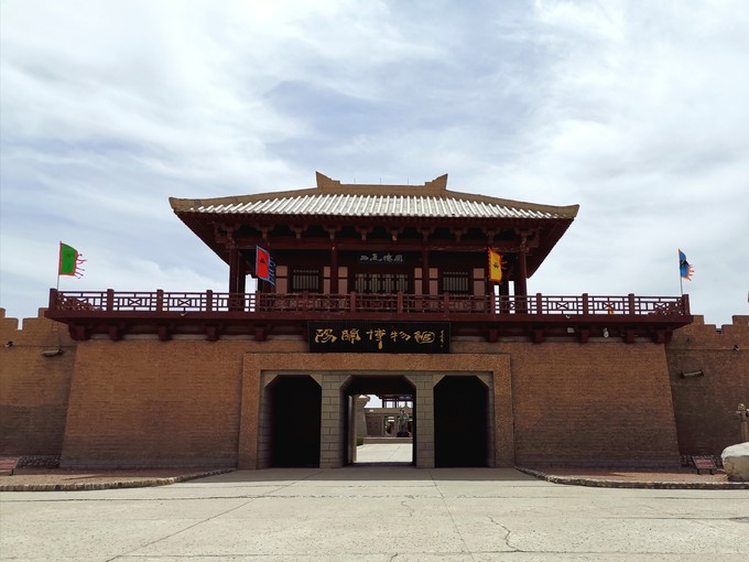 敦煌博物馆东方甄选看世界讲解,敦煌艺术馆游玩攻略