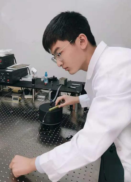 颜值与实力的学霸,颜值实力学霸