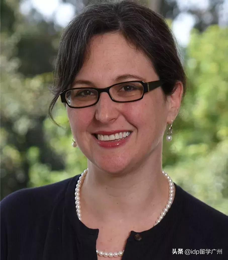 IDP第75届国际教育展，携手TOP200名校、雅思考官培训师...