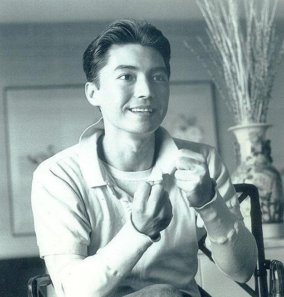 尊龙陈冲1988年奥斯卡颁奖典礼,第60届奥斯卡颁奖典礼尊龙和陈冲