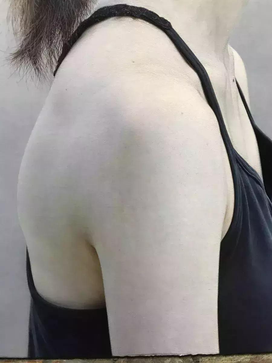 冷军超写实绘画是怎么画出来的,中国媲美冷军的超写实人物画家