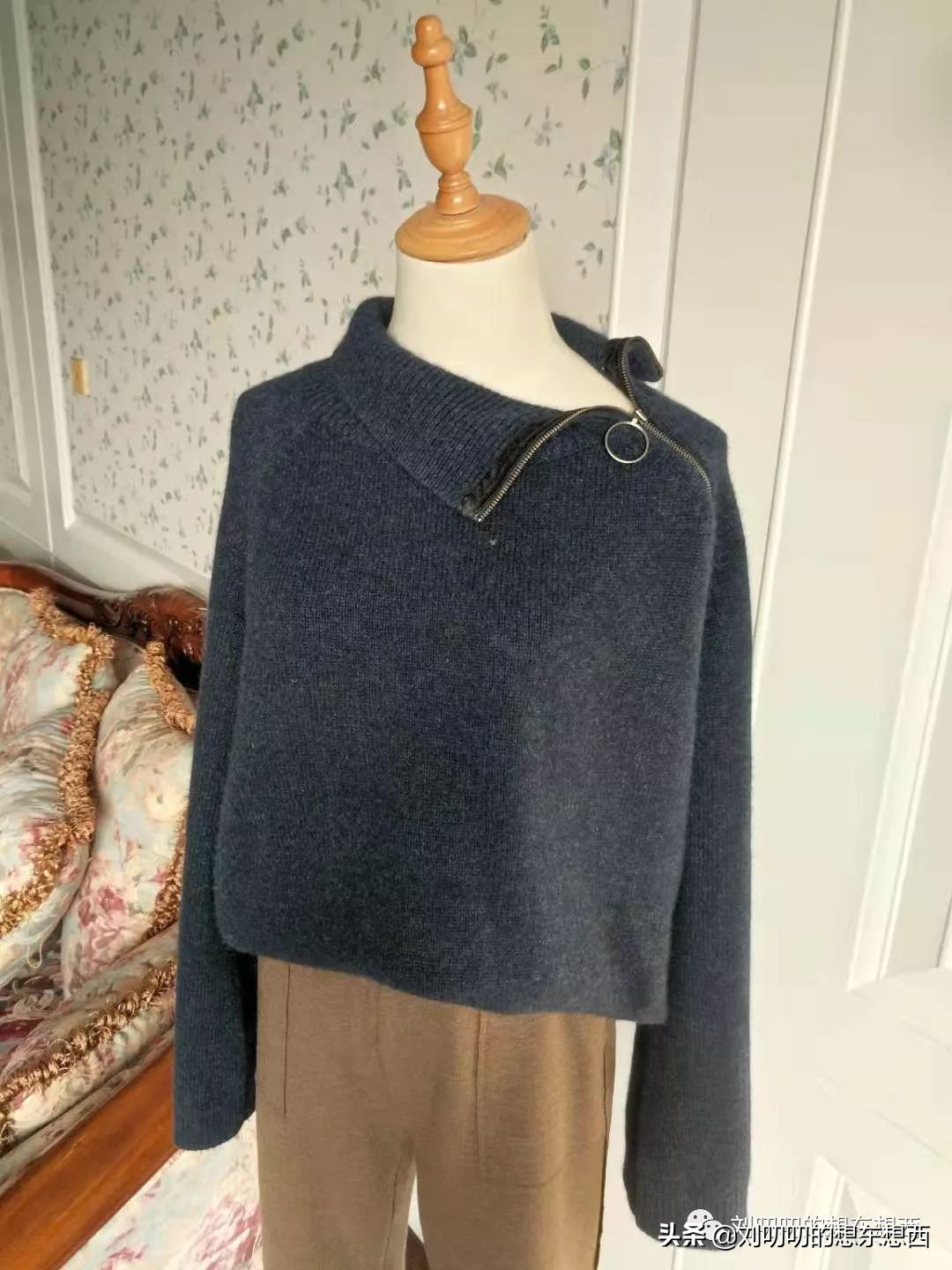 羊绒衫穿搭技巧秋冬,休闲装搭配冬款