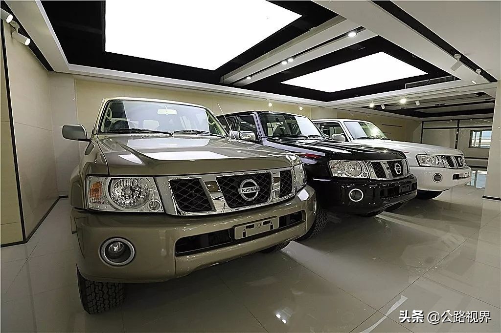 途乐y61和丰田lc79谁更厉害些,丰田lc76与途乐y61谁更强