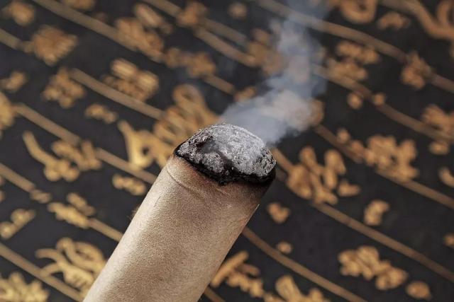 富察皇后“体寒入骨”子嗣艰难！宫寒到底多可怕？今天彻底说清楚