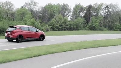 再也不用担心车胎没气了,米其林轮胎不怕爆胎吗