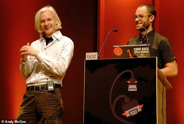 阿桑奇：好奇的眼睛绝不会干涸