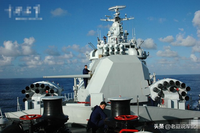 052驱逐舰发展历程,052d驱逐舰最快速度是多少