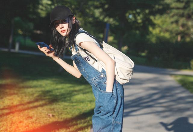 迪丽热巴杨洋荣耀见证礼,迪丽热巴杨洋高甜发布会