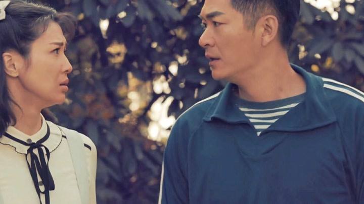 一个女人两个男人三个孩子,《我的小姨》何不改名《我的绿茶》?