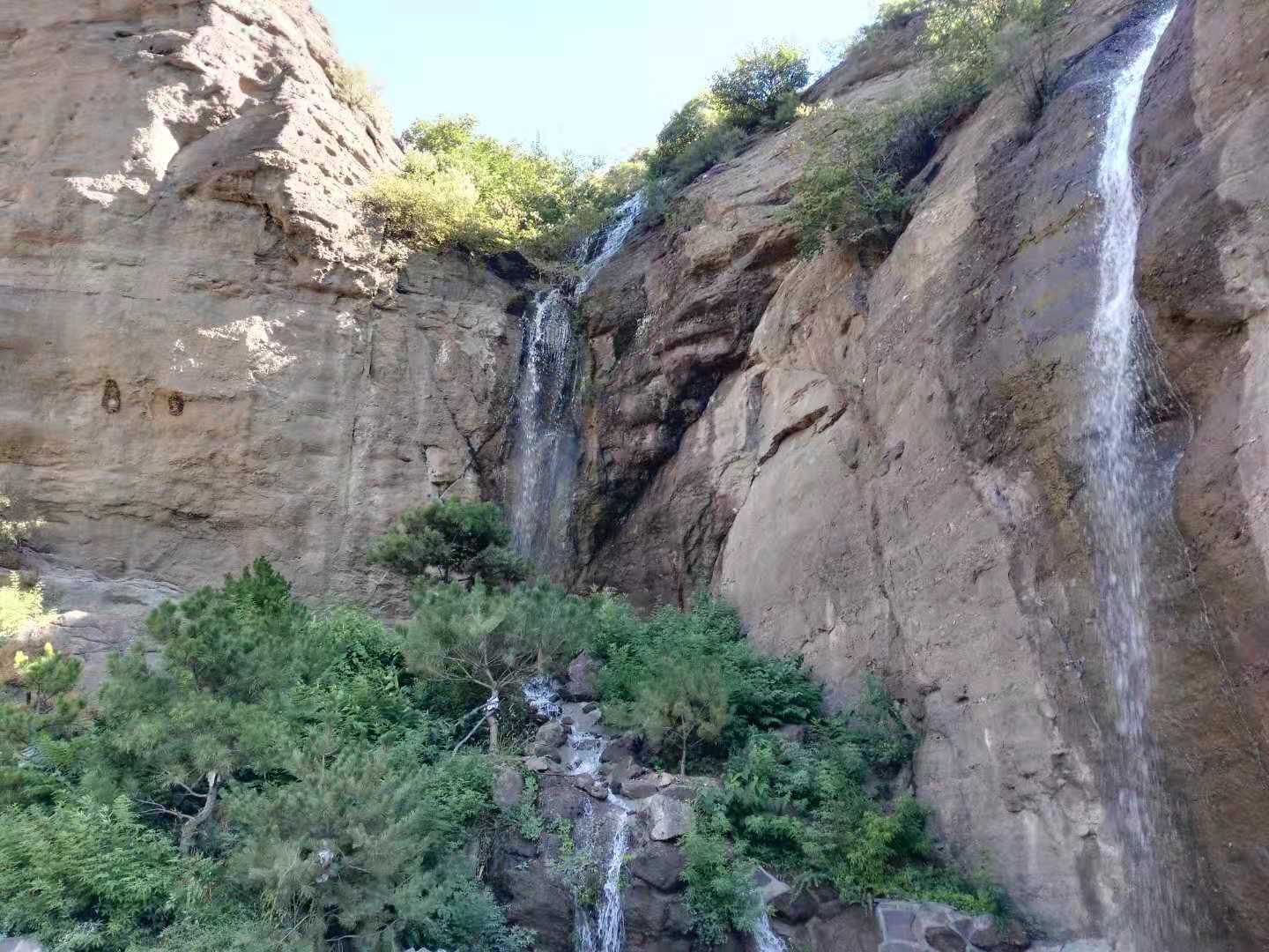 最好爬、闹市区、景色奇、有野猴—野游户外-5