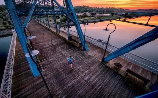 韩寒关于跑步经典语录,韩寒跑步5公里视频