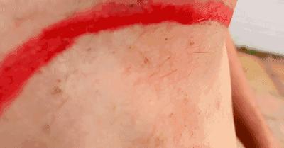 看着都痛的搞笑名场面,看着都痛的搞笑图片