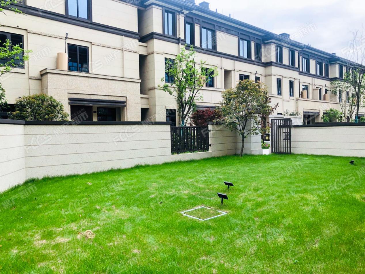 万城雅园小洋房,万城雅园110平