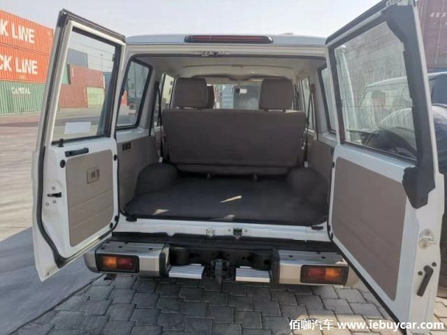 复古丰田lc76柴油版发动机视频,越野活化石lc76素车