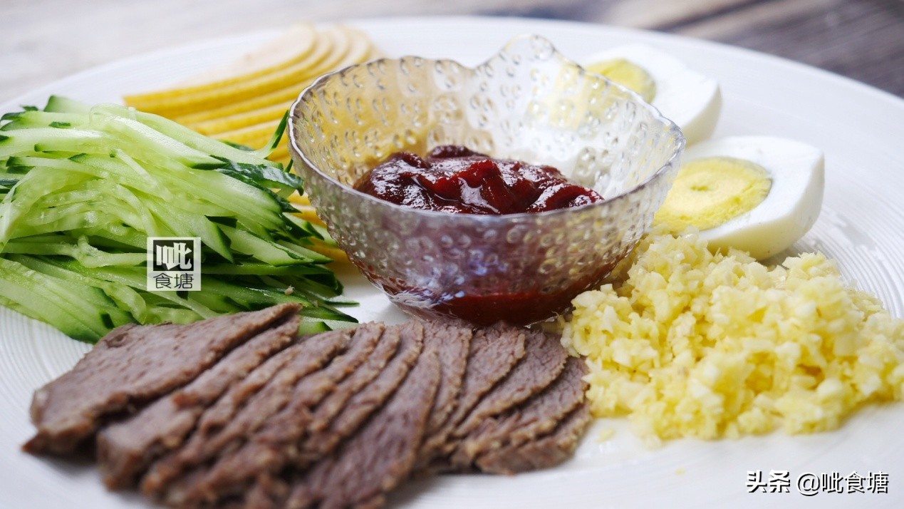 一碗正宗的冷面,一碗香喷喷的冷面怎么做